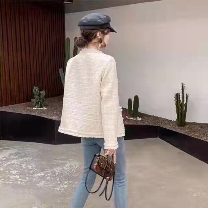 白色