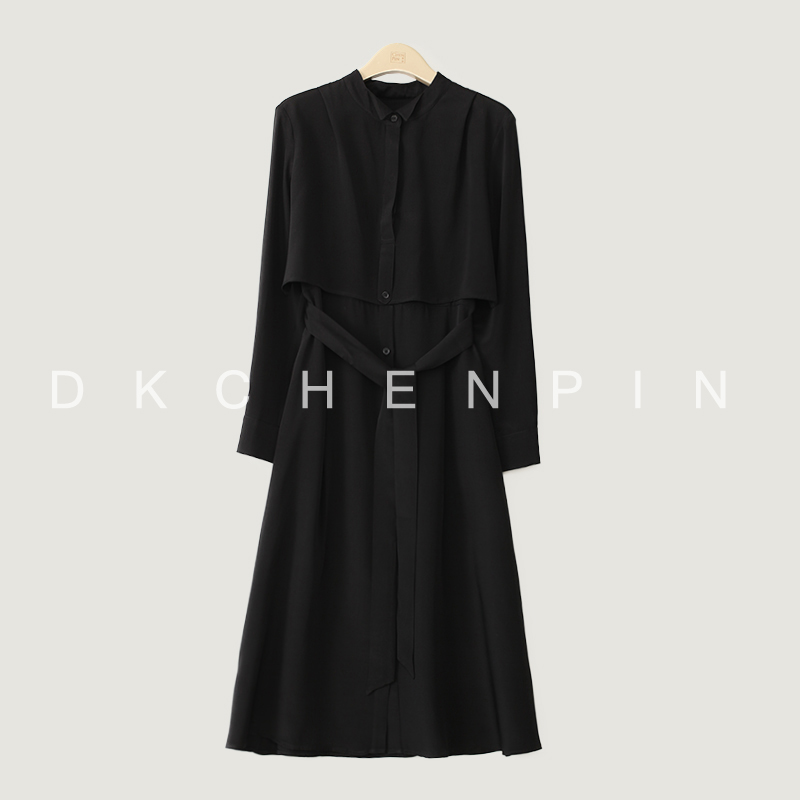 黑色